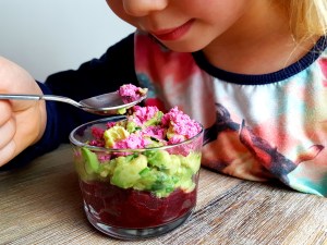Rote Beete-Avocado Salat low carb