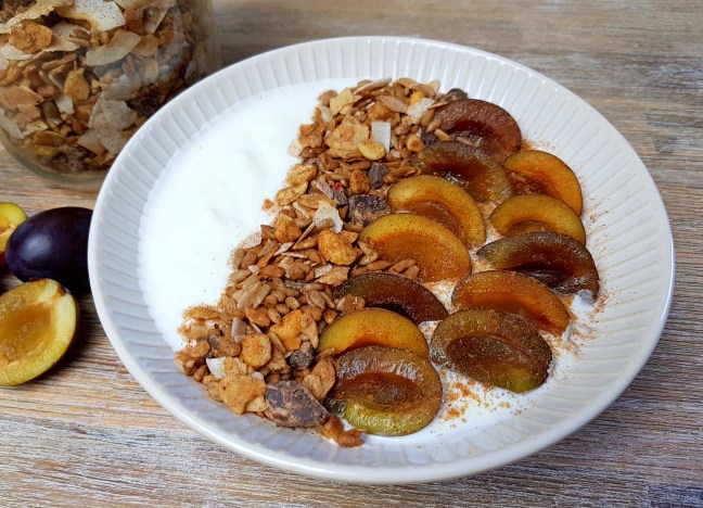 low carb Müsli Schoko Zimt selber machen