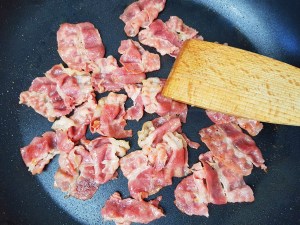 Rosenkohlpfanne low carb Rezept