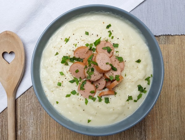 low carb Kohlrabicremesuppe