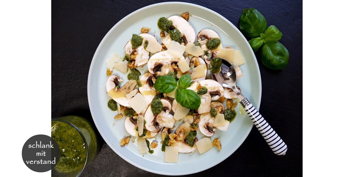 Champignon-Carpaccio mit Pesto und Walnüssen low carb – Low carb ... Champignon-Carpaccio mit Pesto und Walnüssen low carb – Low carb ...